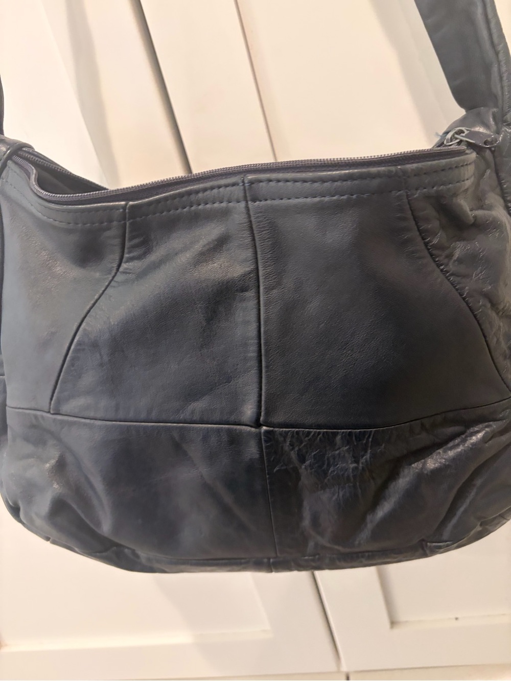 Black Leather Hobo Shoulder Bag - Classic Everyday Style